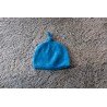 Bonnet avec noeud