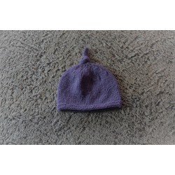 Bonnet avec noeud
